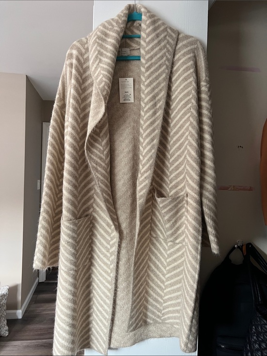 a new day Sweaters - a new day Chevron Open-Front Cardigan in Cream and Beige